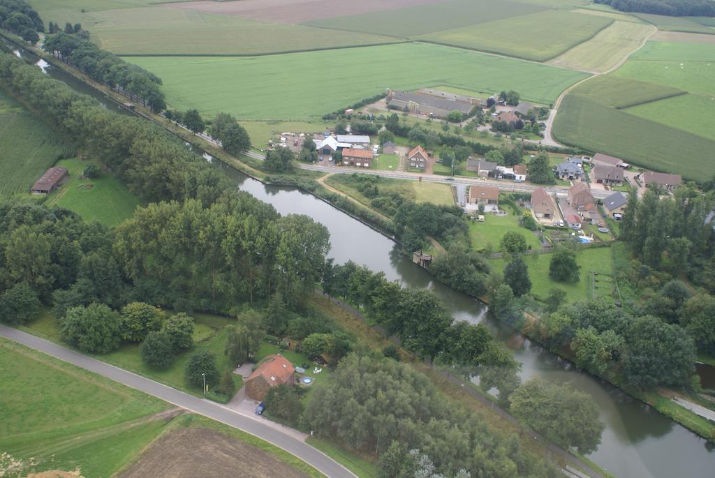 B&B De Passerel Bree Exteriör bild